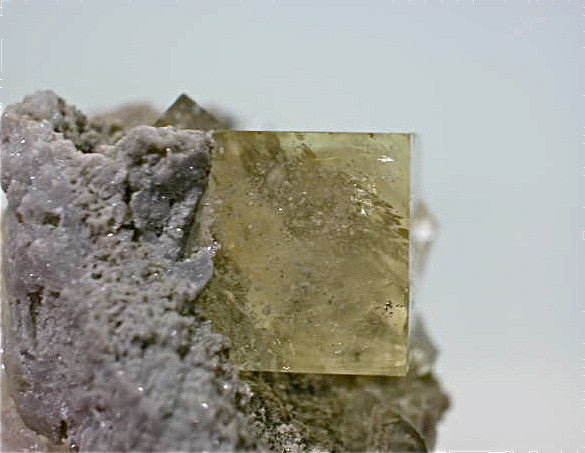 Fluorite, May Stone Quarry attr., Allen County, Fort Wayne, Indiana Miniature 2.5 x 3 x 4 cm $45. Online 8/26 SOLD